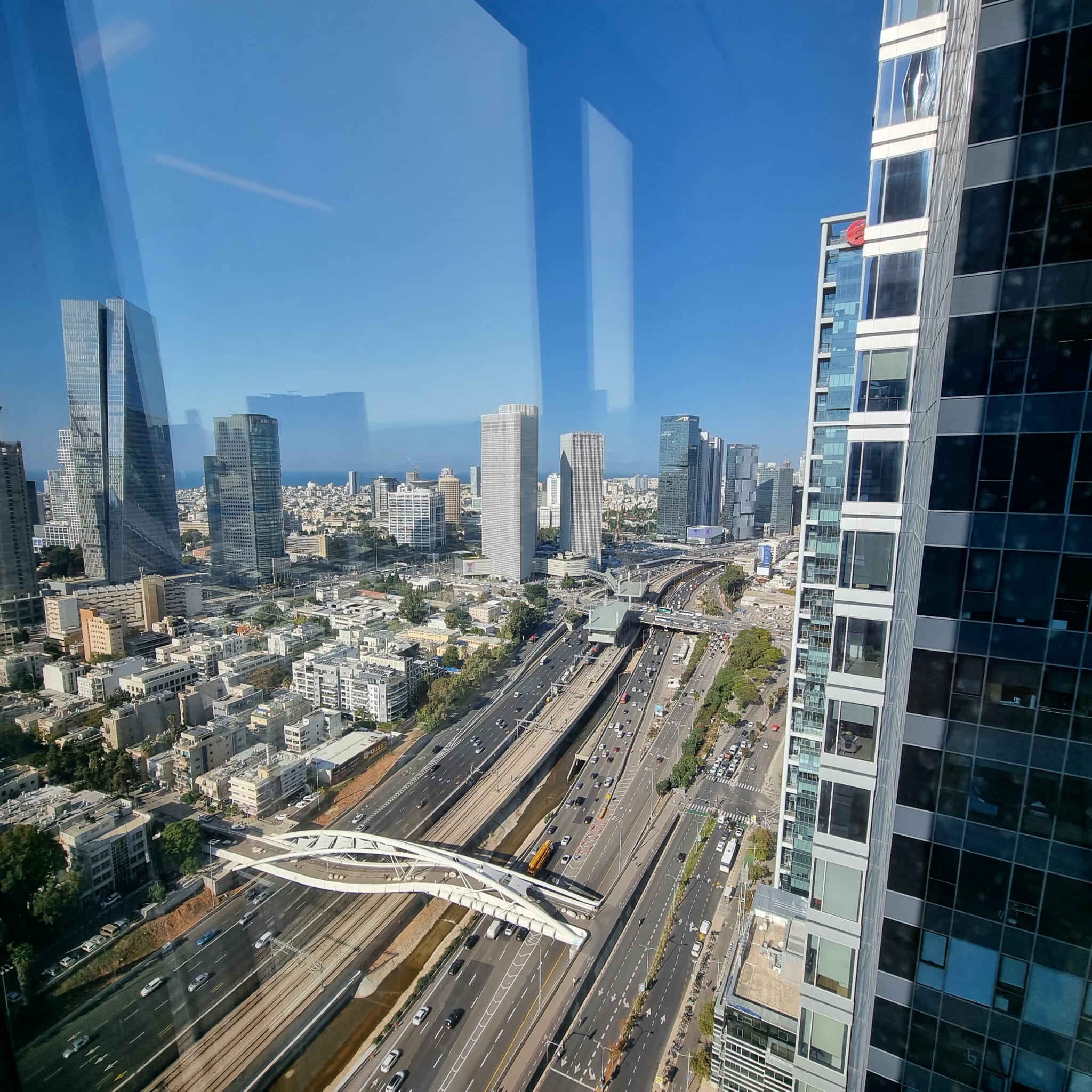 משרד 27 עם ספות 5